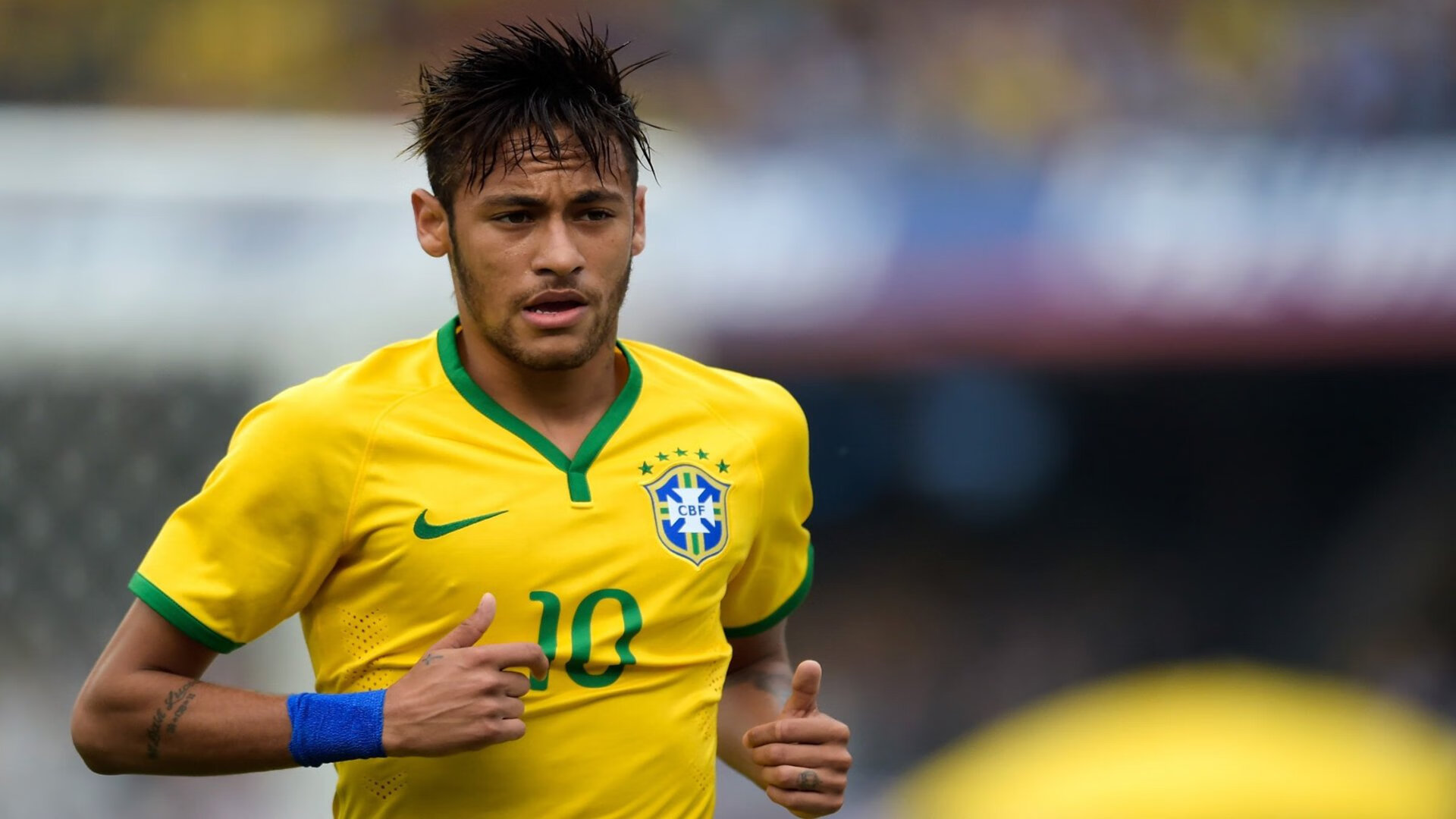 AYX官网-“中国足球运动进入新时代，未来可期”，中国足球运动发展现状与分析