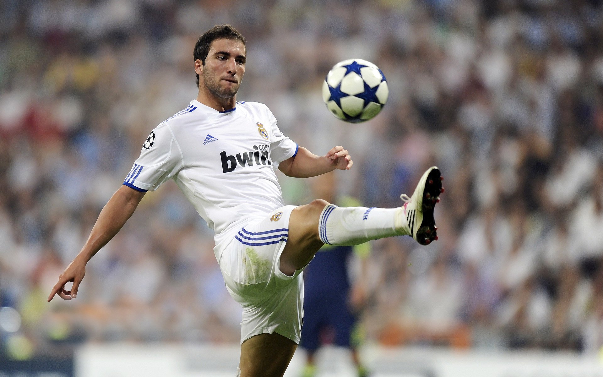 爱游戏体育在线app-未来“欧洲霸主”的崛起，一场最具悬念的较量，欧洲未来知乎